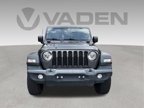 Used 2020 Jeep Wrangler Unlimited Sport AWD/4WD image 2