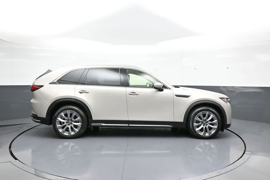 Used 2024 MAZDA CX-90 3.3 Turbo w/ Premium Package AWD/4WD image 5