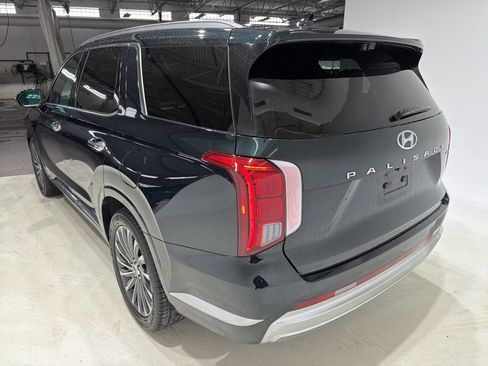 Used 2024 Hyundai Palisade Calligraphy image 7