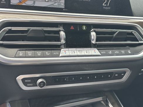 Used 2023 BMW X5 xDrive40i w/ Executive Package AWD/4WD image 28