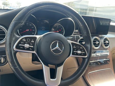 Used 2021 Mercedes-Benz GLC 300 image 23