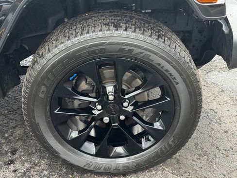 Certified 2023 Jeep Wrangler Unlimited Sahara w/ Cold Weather Group image 9