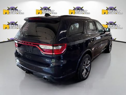 Used 2024 Dodge Durango R/T w/ Tow 'N Go Group AWD/4WD image 4
