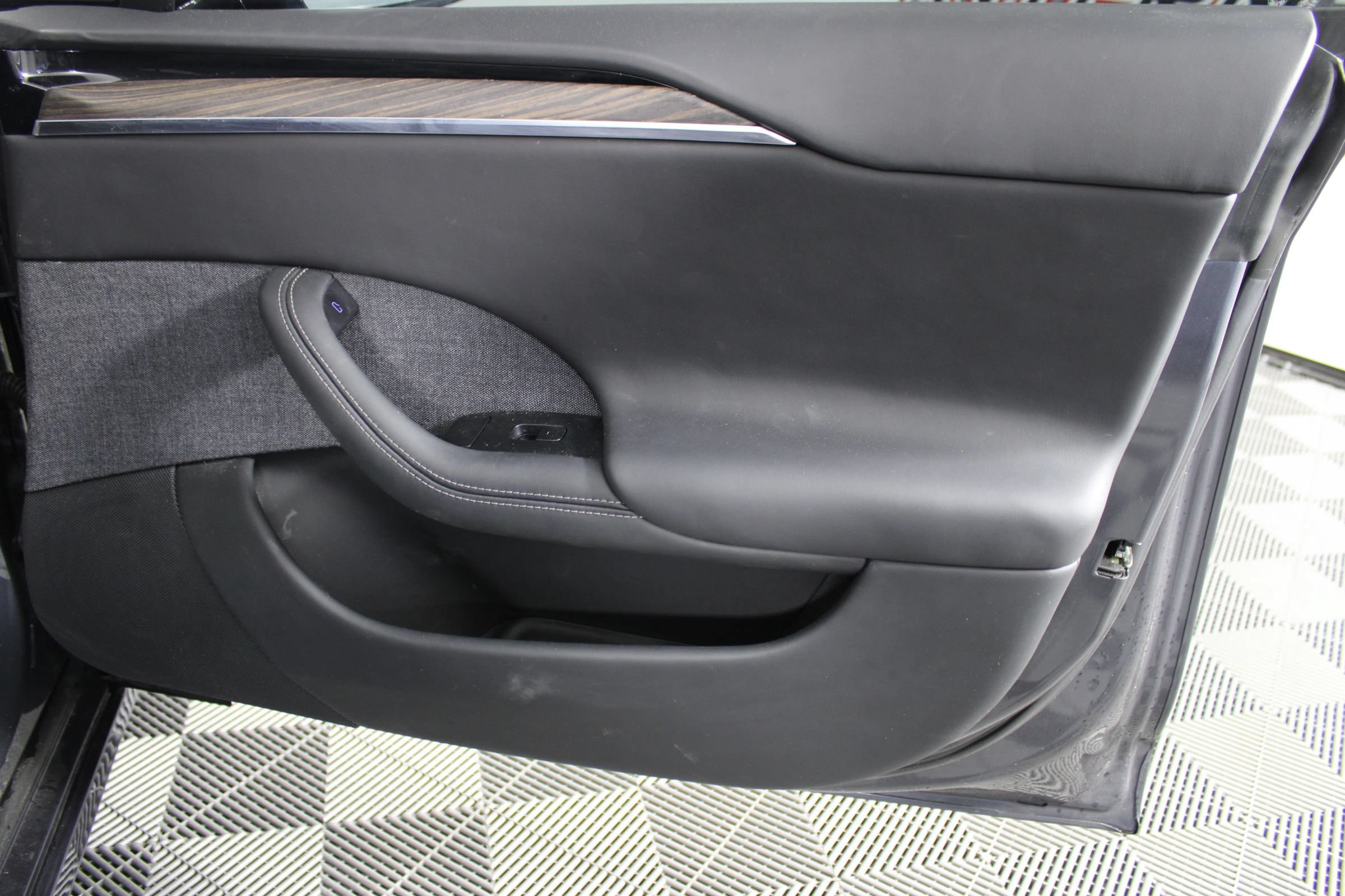 Used 2021 Tesla Model S Plaid AWD/4WD image 42