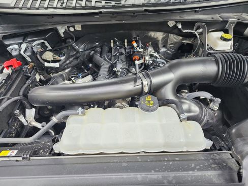 Used 2025 Ford Expedition Max Platinum image 17