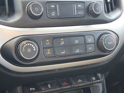 Used 2022 Chevrolet Colorado LT w/ Fleet Safety Package RWD image 21