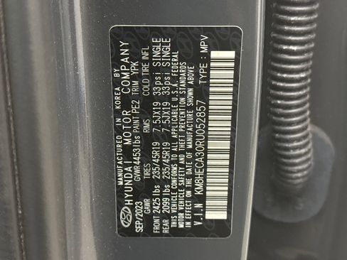 Used 2024 Hyundai Kona Limited AWD/4WD image 26
