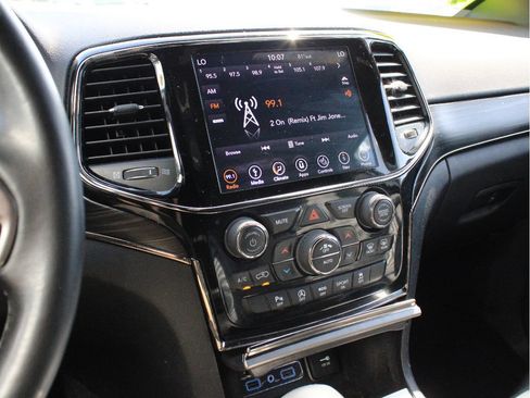 Used 2019 Jeep Grand Cherokee Limited X AWD/4WD image 21
