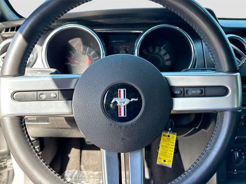 Used 2007 Ford Mustang GT image 12