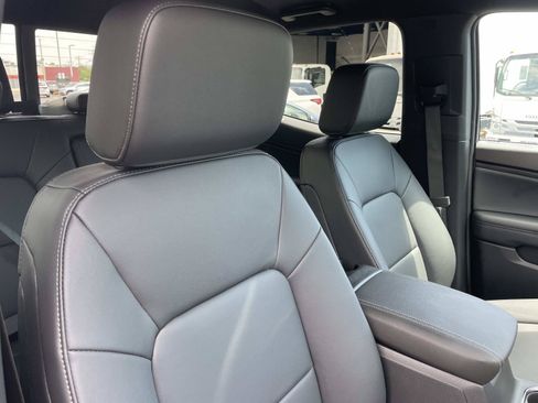 New 2026 GMC Canyon Elevation w/ Convenience Package RWD image 28