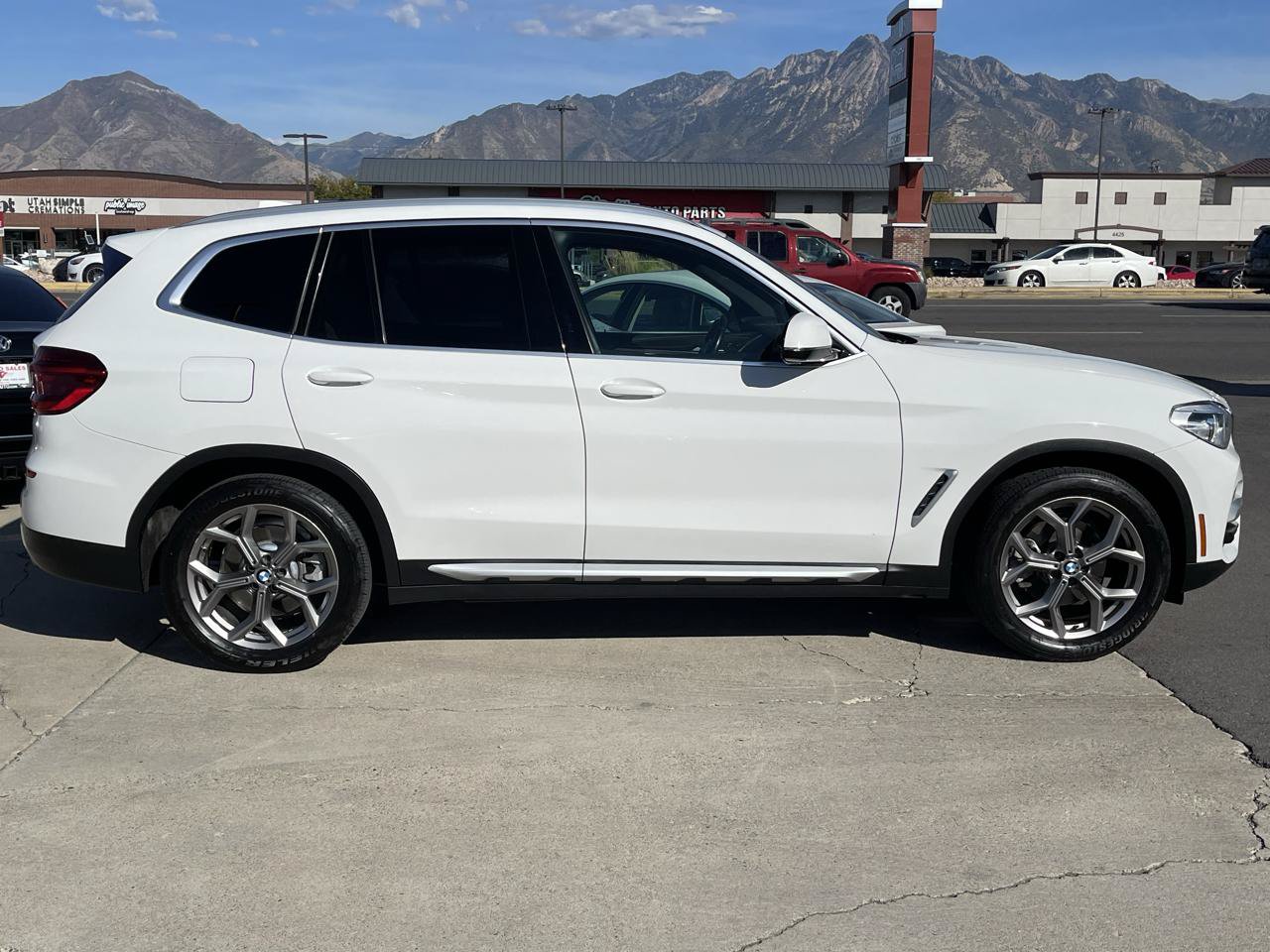 Used 2020 BMW X3 xDrive30i w/ Premium Package AWD/4WD image 4