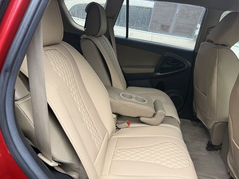 Used 2011 Toyota RAV4 4WD w/ Base L4 Extra Value Pkg image 33