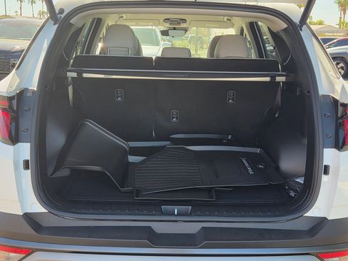 New 2026 Hyundai Tucson SEL image 4