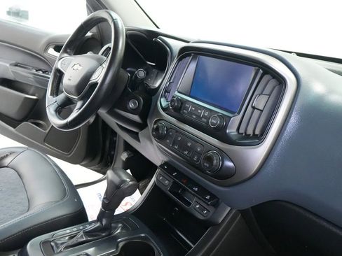 Used 2015 Chevrolet Colorado Z71 image 26