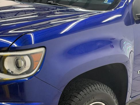 Used 2017 Chevrolet Colorado Z71 AWD/4WD image 4