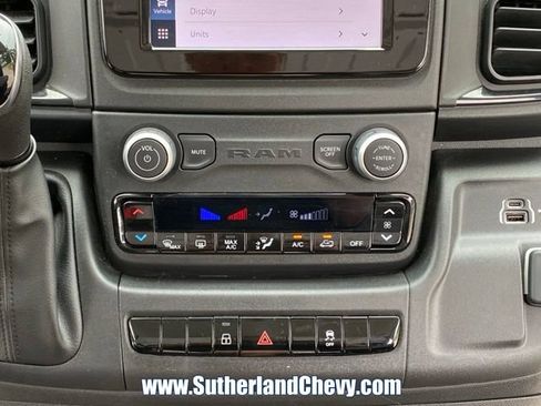 Used 2025 RAM ProMaster 2500 w/ Convenience Group FWD image 26
