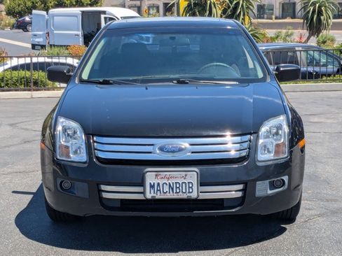 Used 2008 Ford Fusion SE FWD image 2