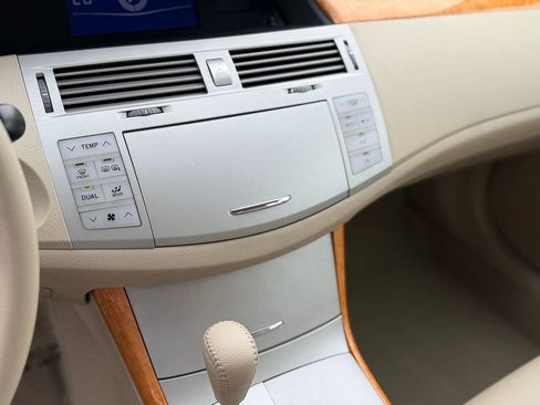 Used 2007 Toyota Avalon Touring FWD image 26