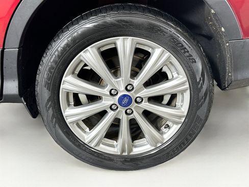Used 2017 Ford Escape Titanium FWD image 11