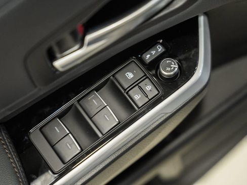 New 2026 Toyota Sienna Platinum AWD/4WD image 43
