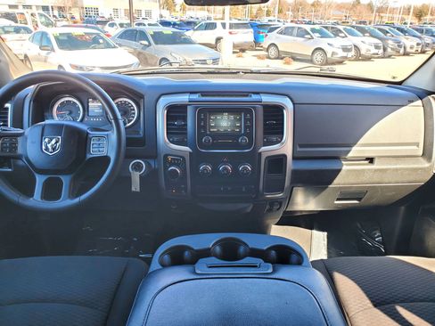 Used 2020 RAM 1500 Classic Warlock AWD/4WD image 8