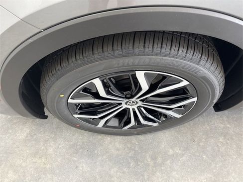 New 2026 Toyota Crown image 13