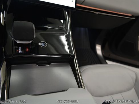 Used 2024 Land Rover Range Rover Sport SE image 35