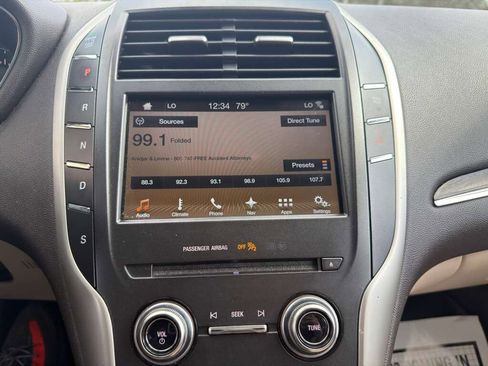 Used 2018 Lincoln MKC Reserve w/ Lincoln MKC Climate Package image 18