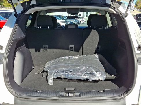 Used 2022 Ford Escape SE image 29