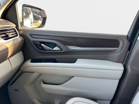 Certified 2021 GMC Yukon XL Denali image 24