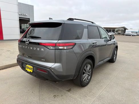 Used 2025 Nissan Pathfinder SV AWD/4WD image 7