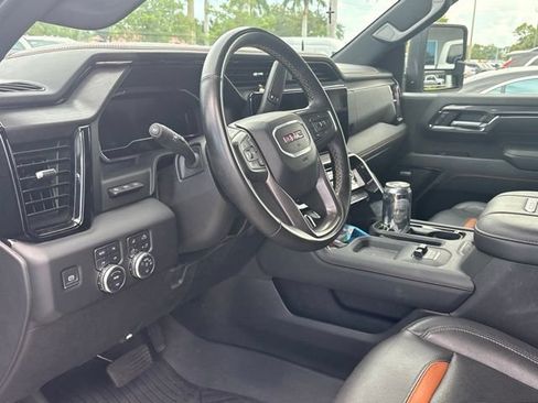 Used 2024 GMC Sierra 2500 AT4 w/ AT4 Premium Plus Package AWD/4WD image 2
