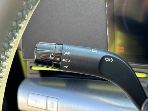 Used 2024 Hyundai Kona Limited image 25