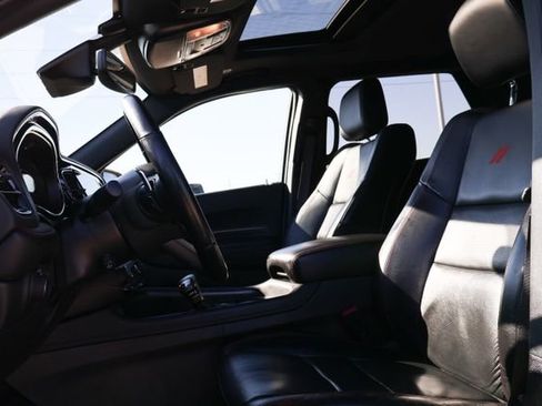 Used 2024 Dodge Durango GT image 9