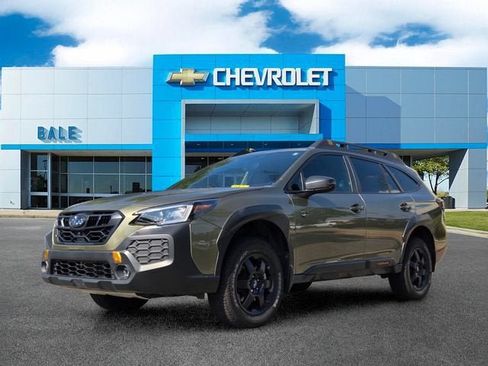 Used 2025 Subaru Outback Wilderness AWD/4WD image 7