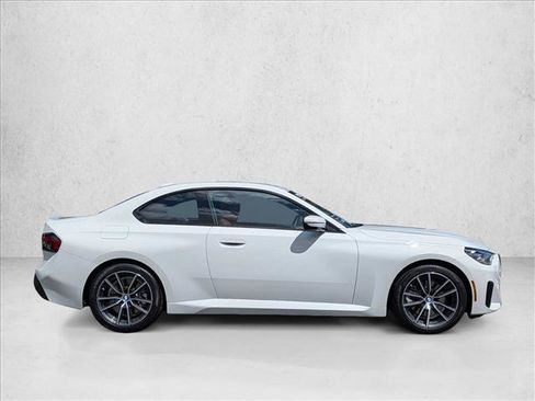 Certified 2023 BMW 230i Coupe w/ Premium Package RWD image 4