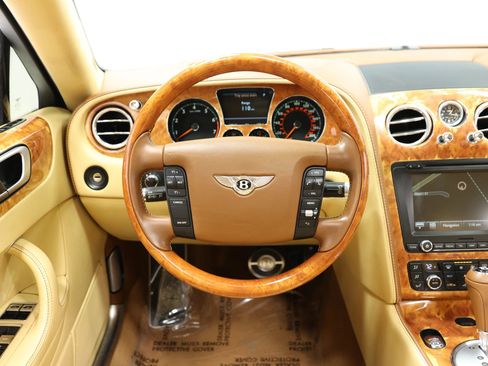 Used 2012 Bentley Flying Spur Flying Spur AWD/4WD image 32
