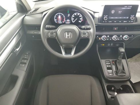 Used 2023 Honda CR-V EX image 14