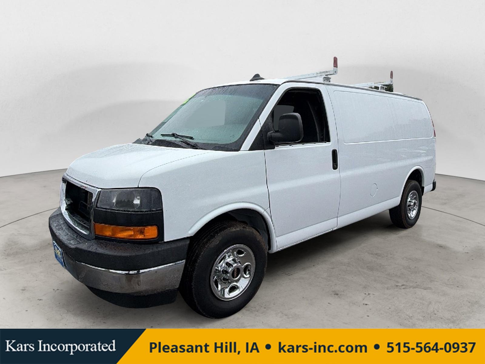 Used 2020 GMC Savana 2500 w/ Driver Convenience Package RWD image 1