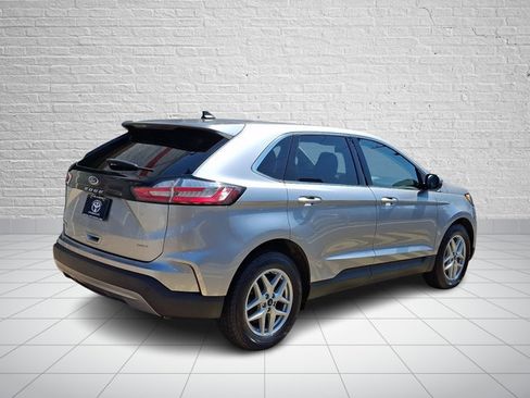 Used 2022 Ford Edge SEL w/ Convenience Package AWD/4WD image 6