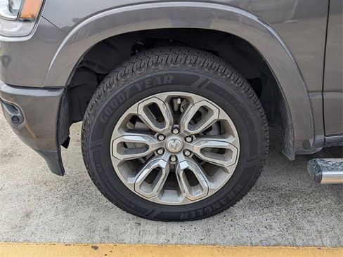 Used 2019 RAM 1500 Laramie w/ Sport Appearance Package image 9