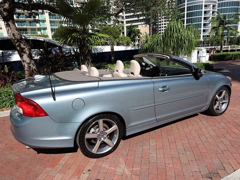 Used 2012 Volvo C70 T5 image 24