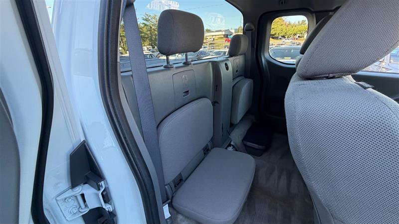 Used 2017 Nissan Frontier S RWD image 7