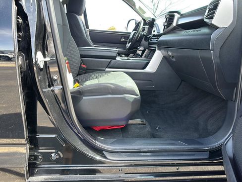 Used 2022 Toyota Tundra SR5 image 15