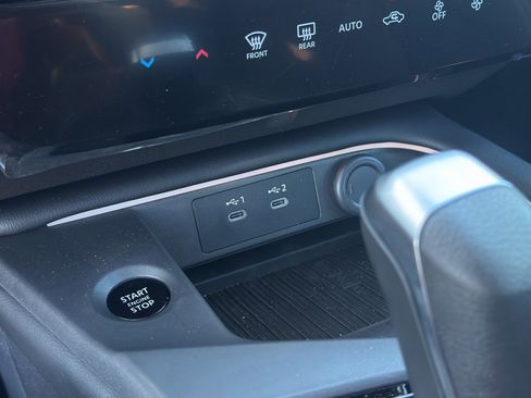 New 2026 Nissan Sentra SR w/ Floor Mat Package image 28