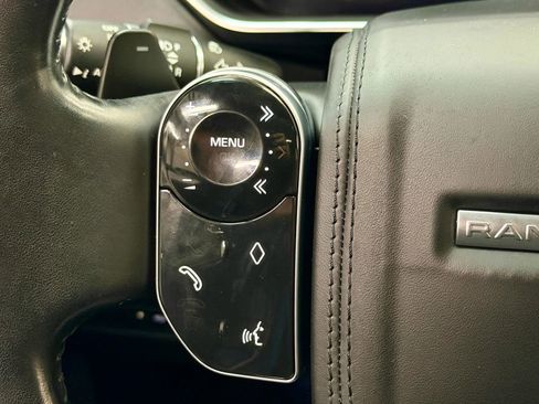 Used 2020 Land Rover Range Rover HSE image 25