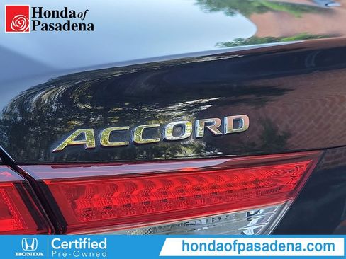 Certified 2019 Honda Accord EX image 28