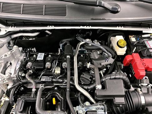 Used 2025 Nissan Kicks SR w/ SR Premium Package image 32