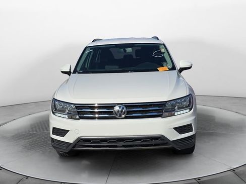 Used 2020 Volkswagen Tiguan S image 8