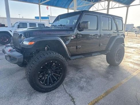 Used 2020 Jeep Wrangler Unlimited Rubicon AWD/4WD image 3